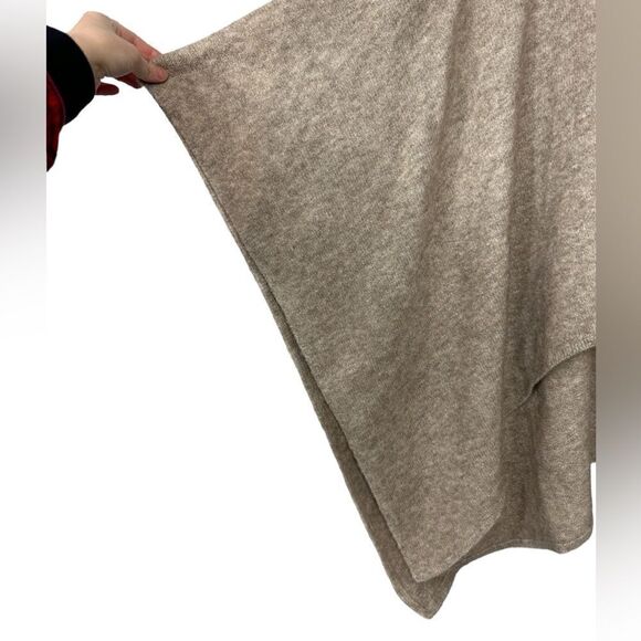 ALICE + OLIVIA Zandra Hooded Pullover Poncho wool alpaca blend size M/L NWT - Picture 7 of 10